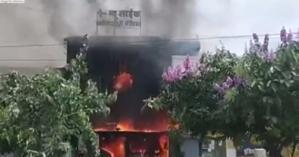 Massive fire breaks out at hospital in Madhya Pradesh's Jabalpur, Around 10 People Dead